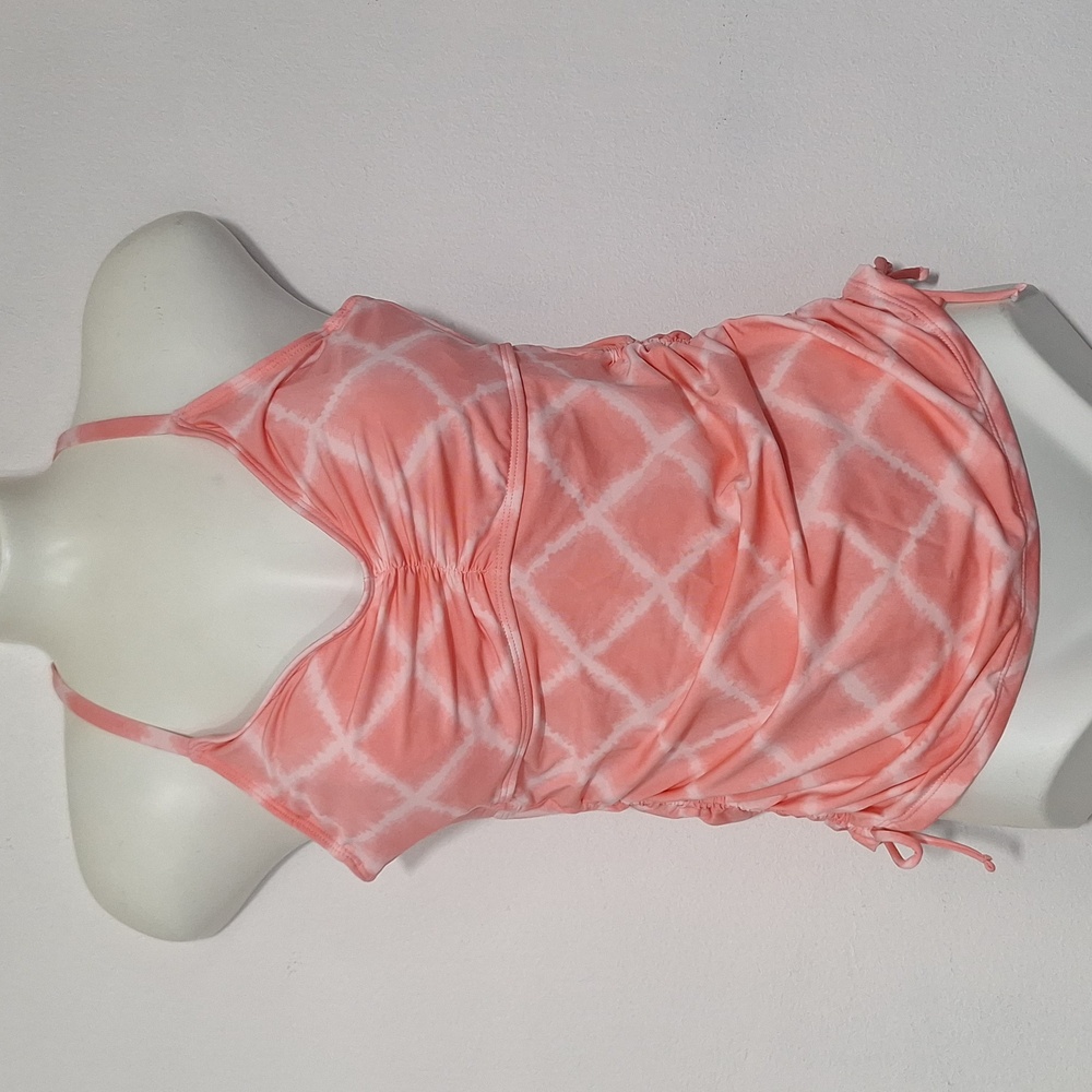 Carve Designs Rose and White Tankini